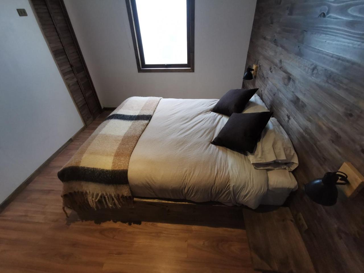 וואלפאראיסו Hostal Licanantay מראה חיצוני תמונה