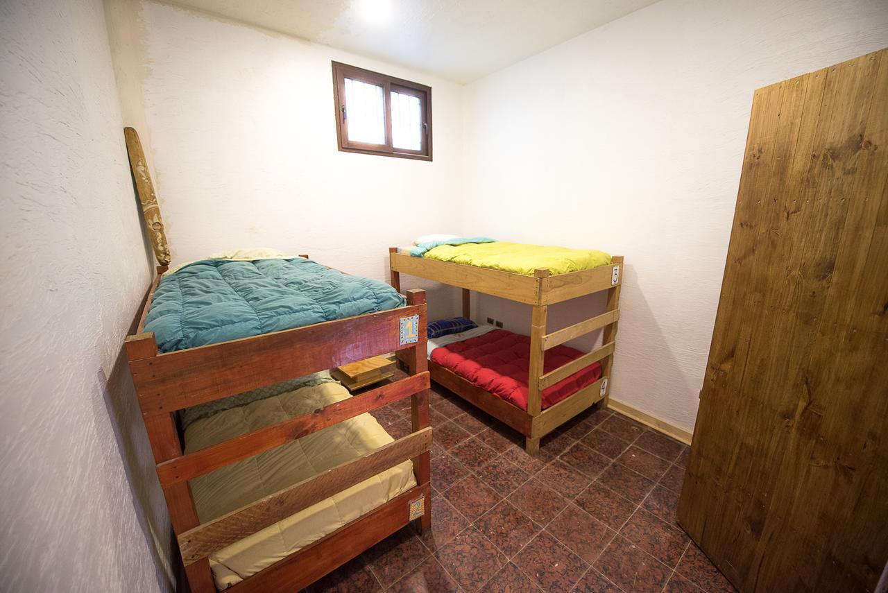 וואלפאראיסו Hostal Licanantay מראה חיצוני תמונה