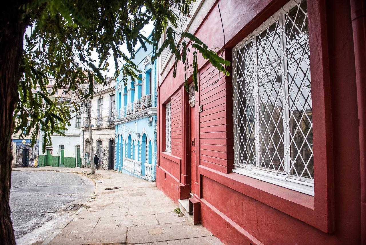 וואלפאראיסו Hostal Licanantay מראה חיצוני תמונה